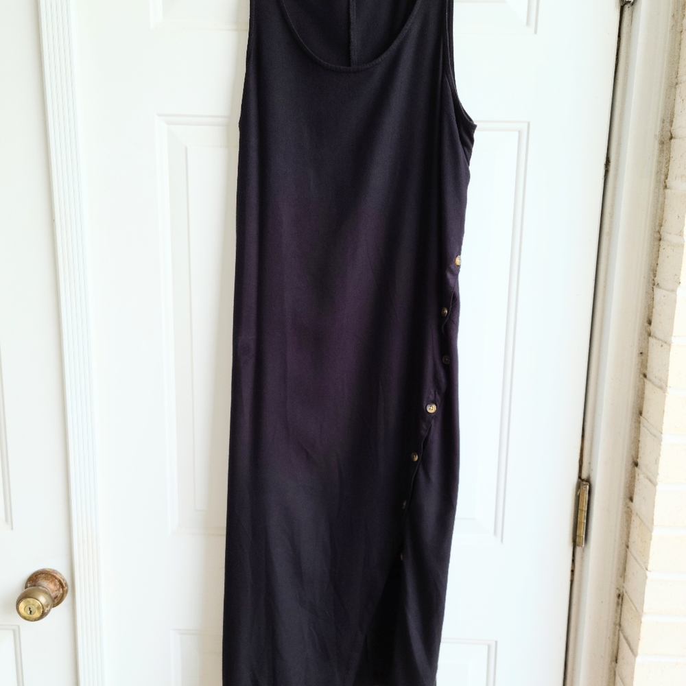 Tavik Womans Side Button Shift. Size Medium.  Black